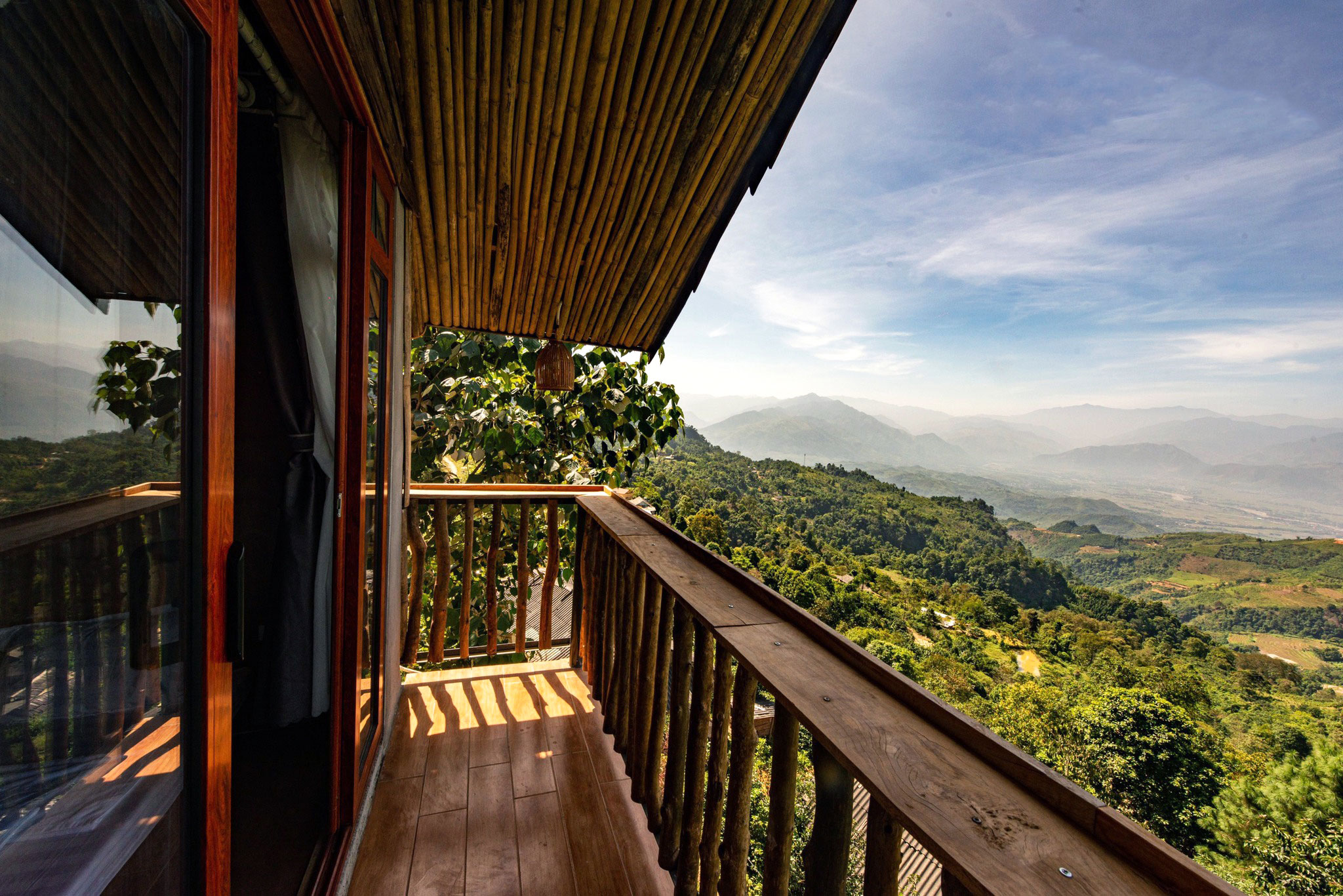 Virtual tour & Gallery - Video
