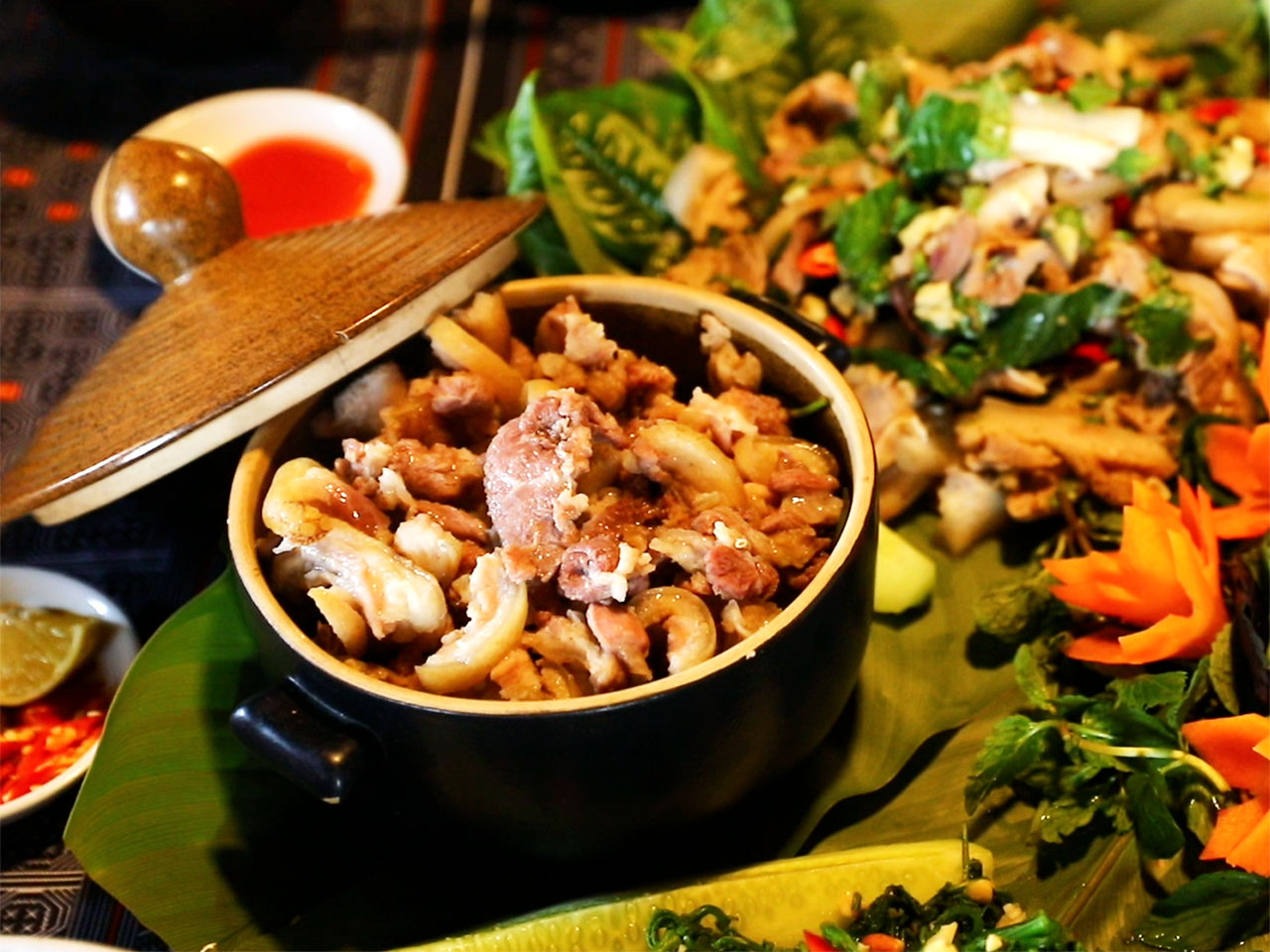 Thịt lợn bản địa 7 món